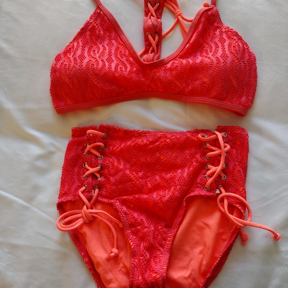 2 piece swimsuit size small